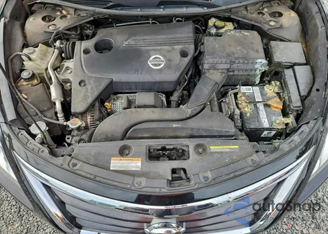 2015 Nissan Altima 2.5 z USA, uszkodzony, nr VIN 1N4AL3AP6FC571952